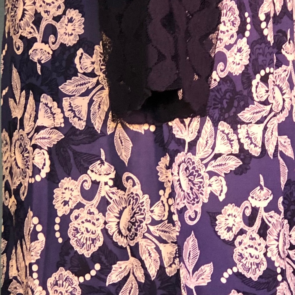 ANTHROPOLOGIE Akemi + Kin Tunic - Picture 3 of 6